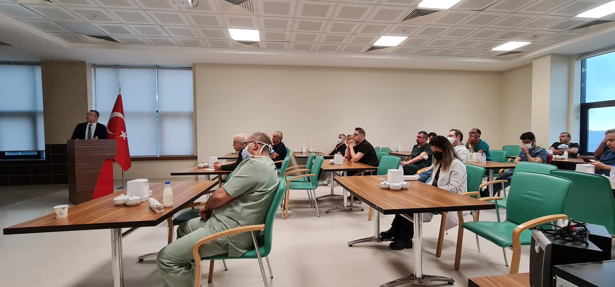 Türkiye’de Karaciğer Dağıtımı İlkeleri-Acil Bildirim Endikasyonları-İstisnai MELD uygulamaları Konulu Seminer Gerçekleştirildi