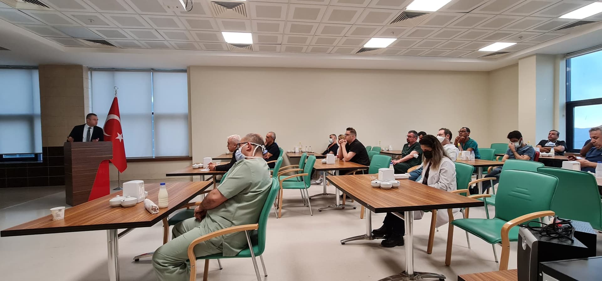 Türkiye’de Karaciğer Dağıtımı İlkeleri-Acil Bildirim Endikasyonları-İstisnai MELD uygulamaları Konulu Seminer Gerçekleştirildi