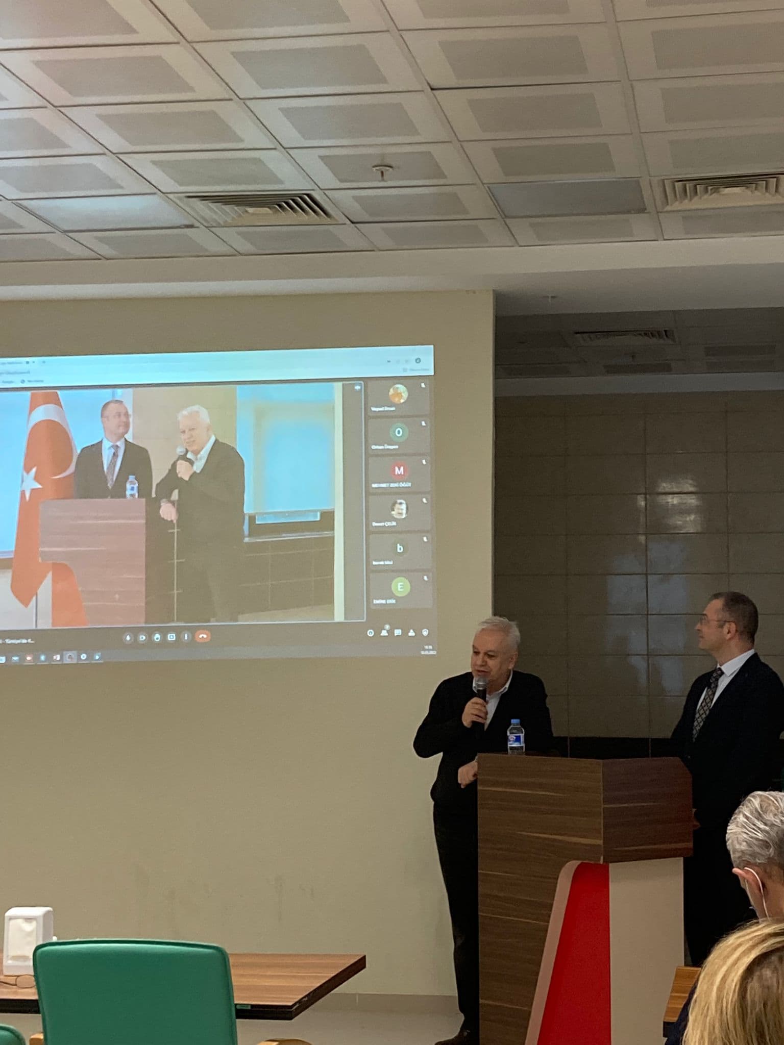 Türkiye’de Karaciğer Dağıtımı İlkeleri-Acil Bildirim Endikasyonları-İstisnai MELD uygulamaları Konulu Seminer Gerçekleştirildi