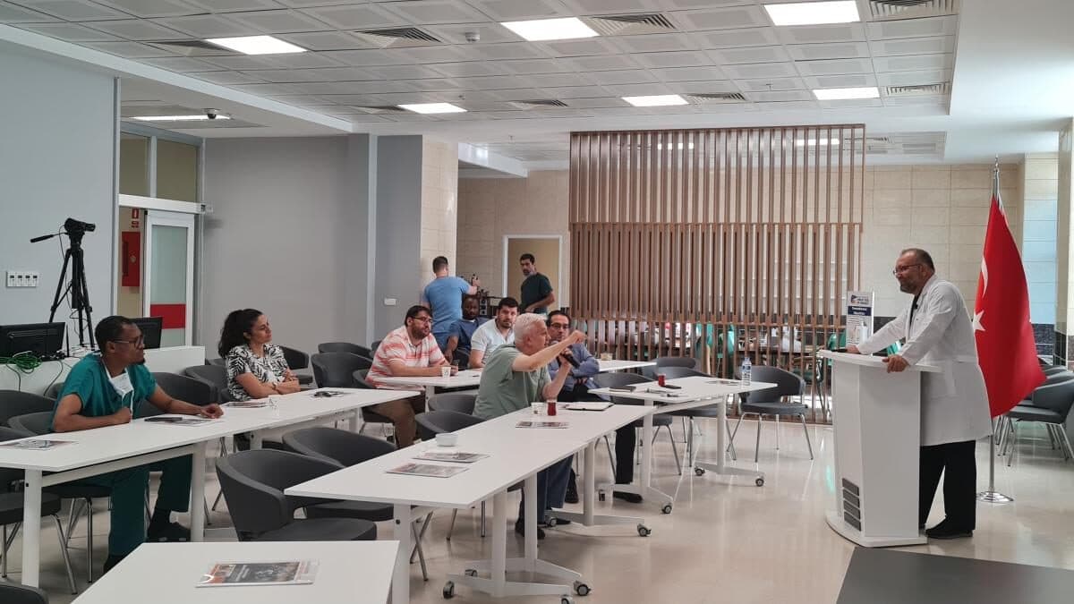 Karaciğer Nakli Öncesi Portal Hipertansiyon Yönetimi Konulu Seminer Gerçekleştirildi